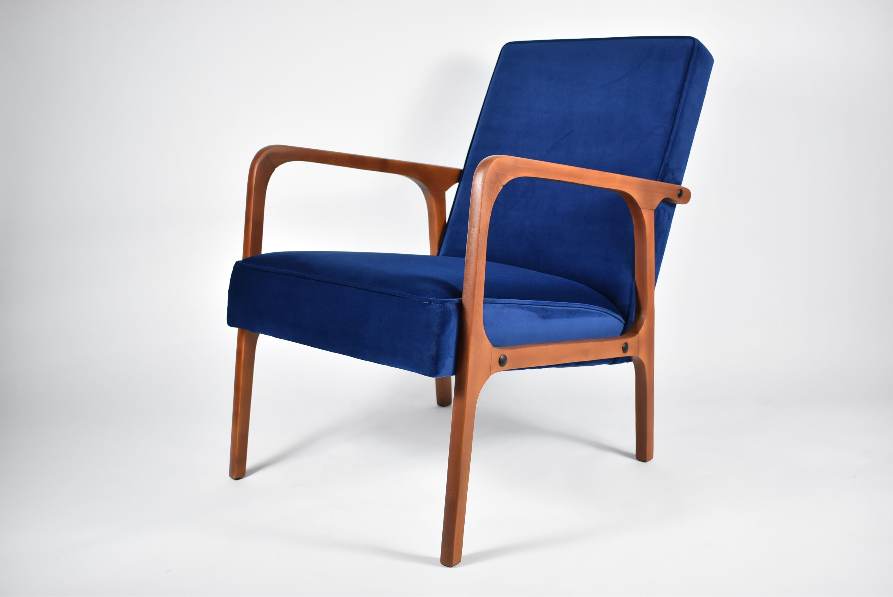 Armchair model 04-b, 70