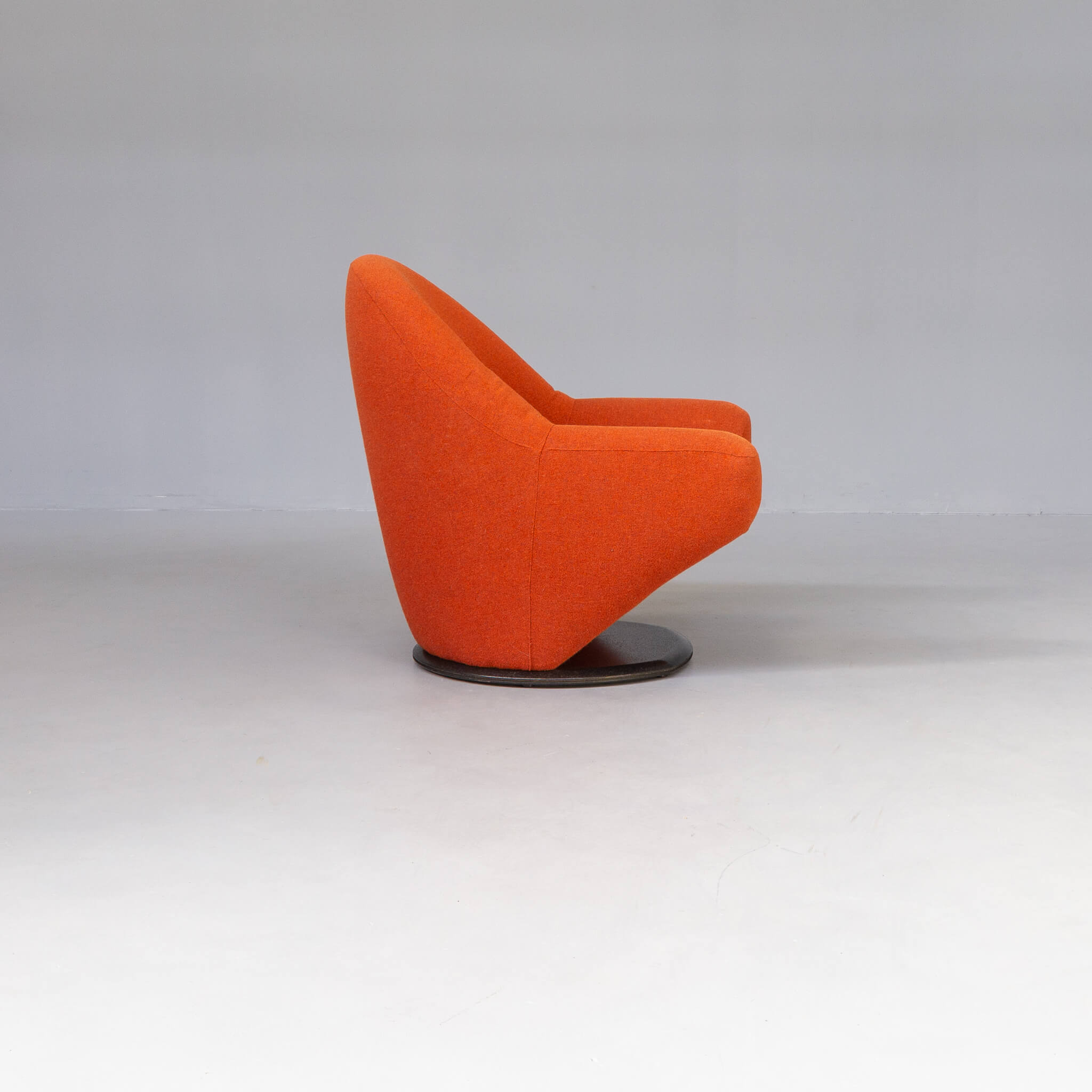 80s lounge fauteuil and ottoman for leolux