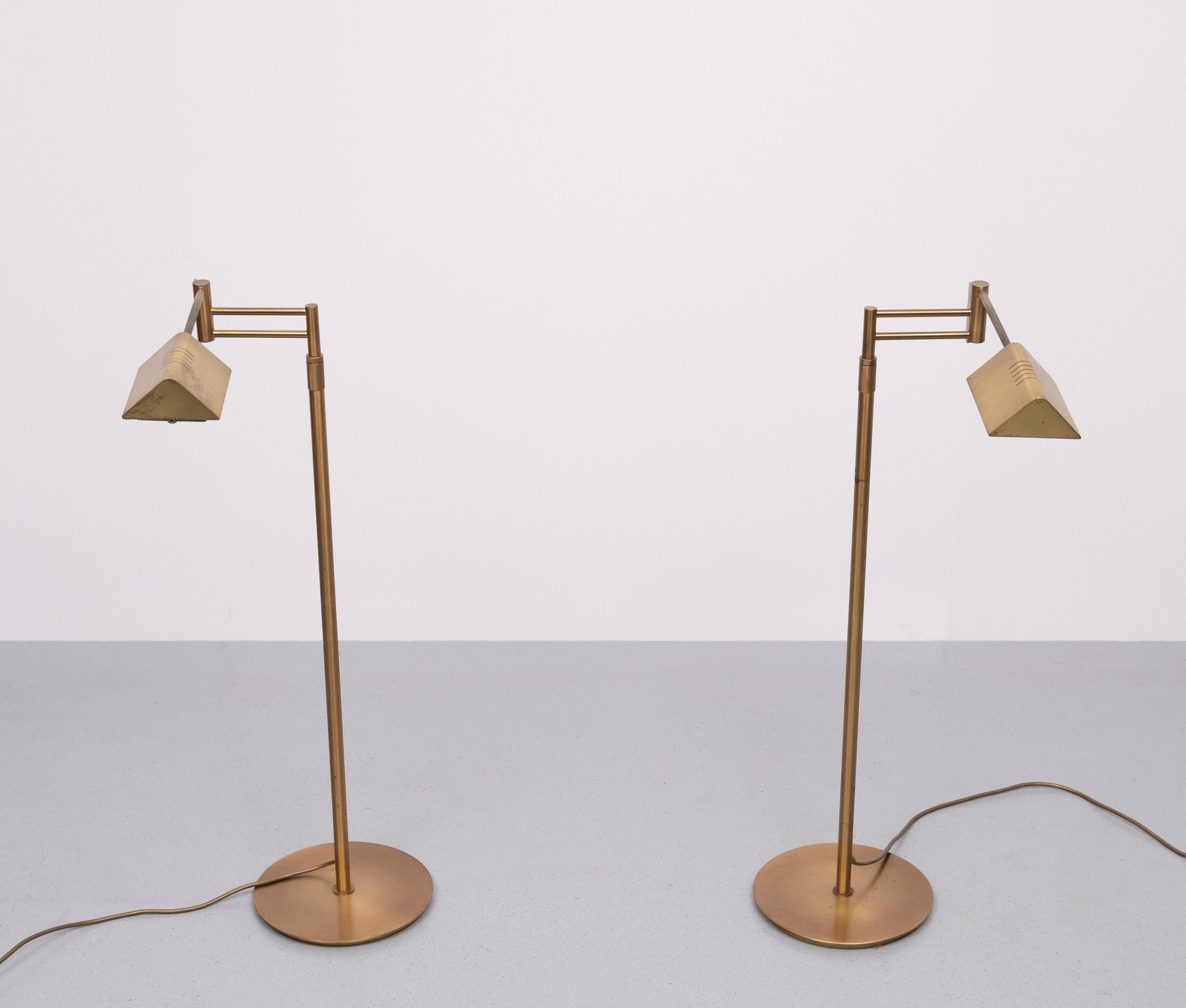 Paire de lampadaires de bibliothèque à bras pivotant en laiton, années 1980, Allemagne