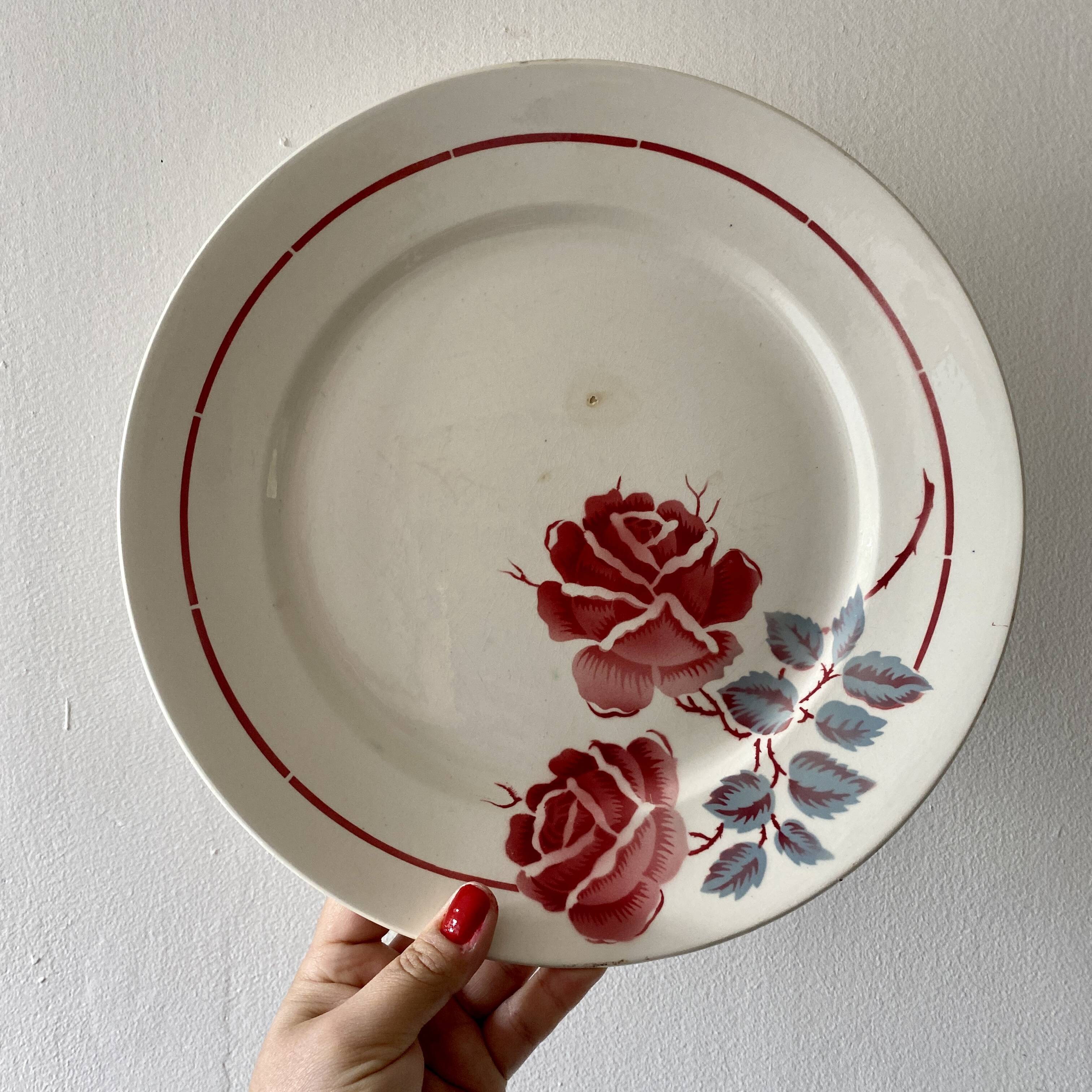 Set of 3 vintage iron clay dishes model 4205 from Saint Amand