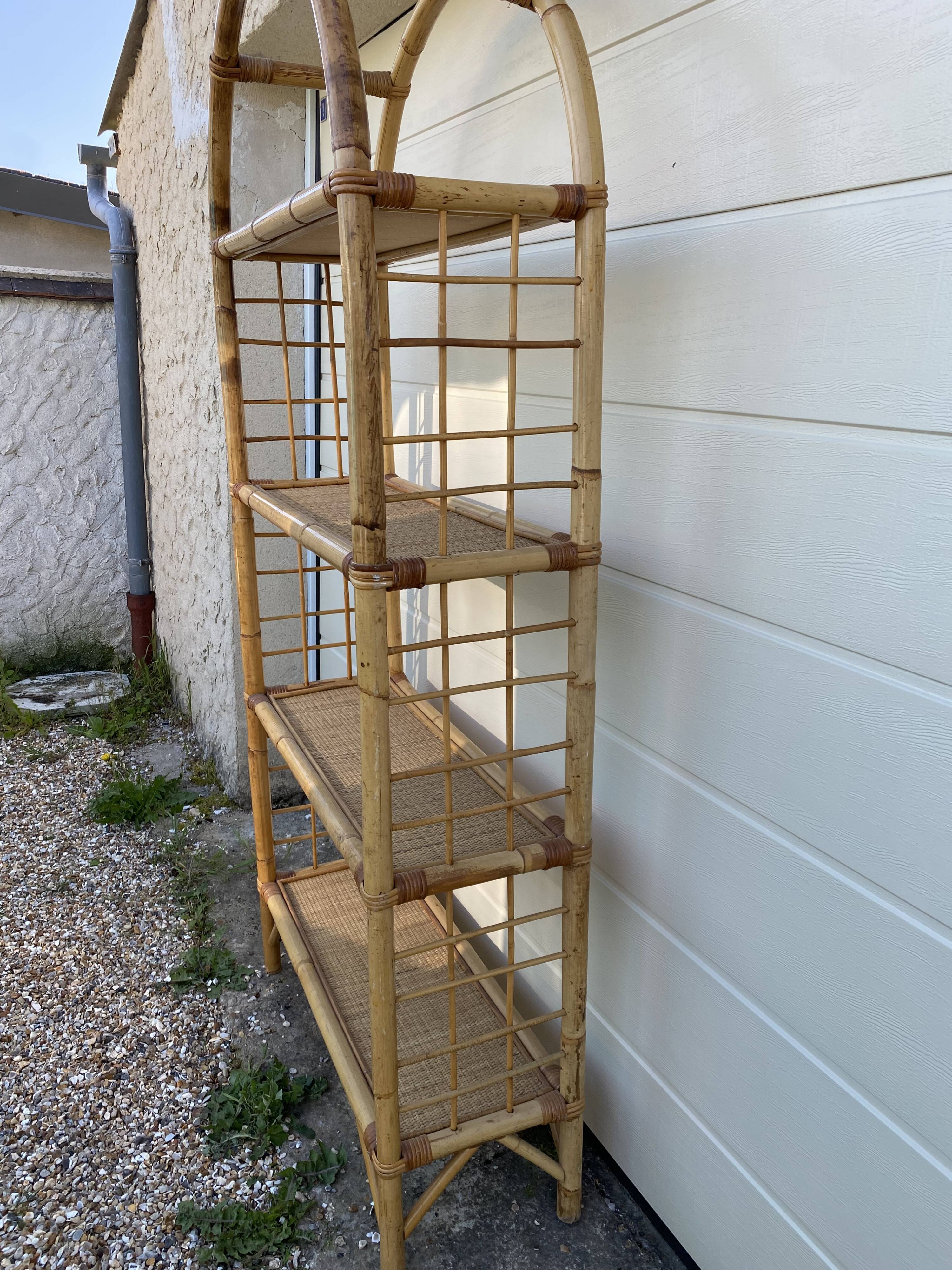 Bookcase Vintage rattan shelf