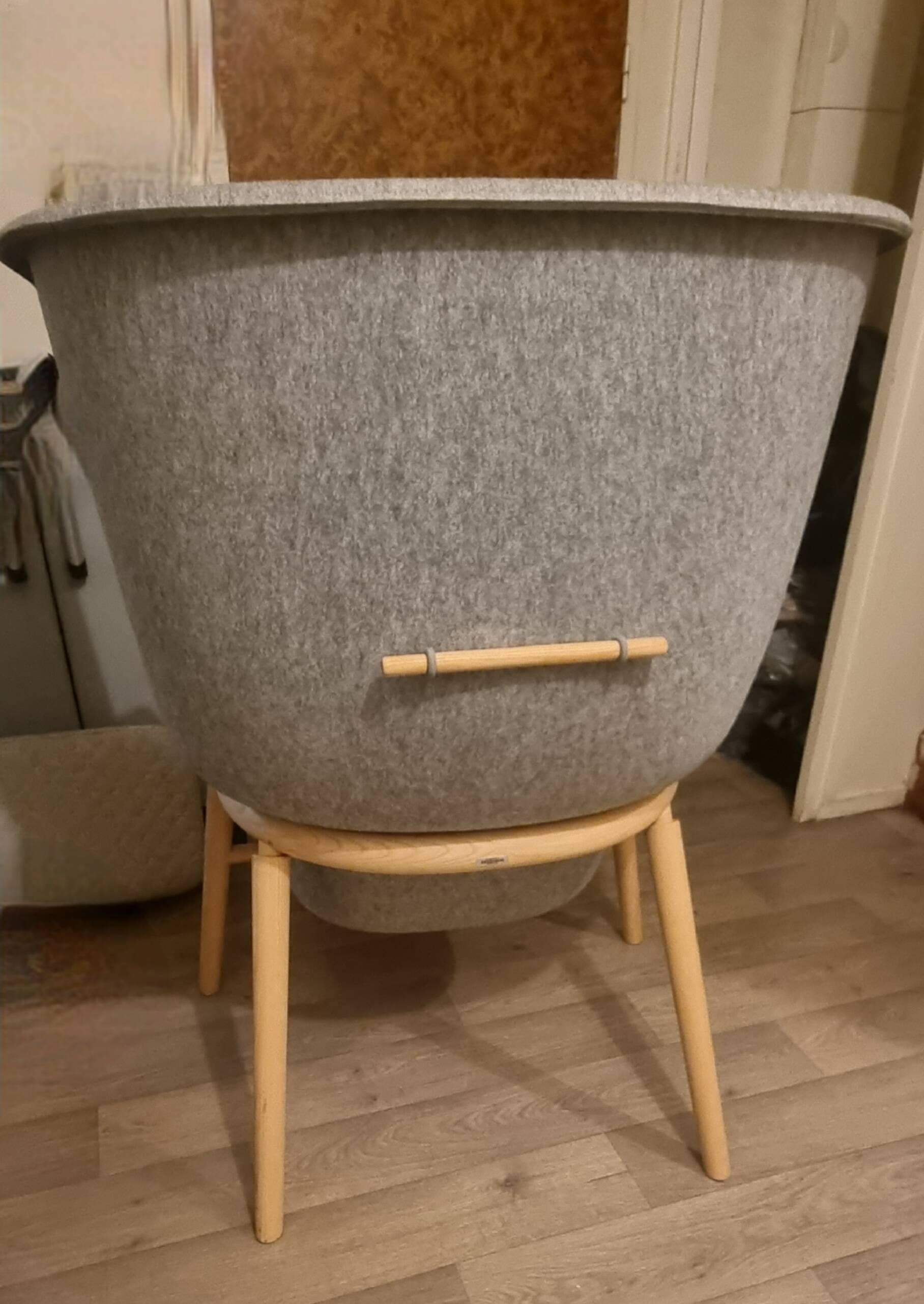 Pod PET Felt Privacy Chair