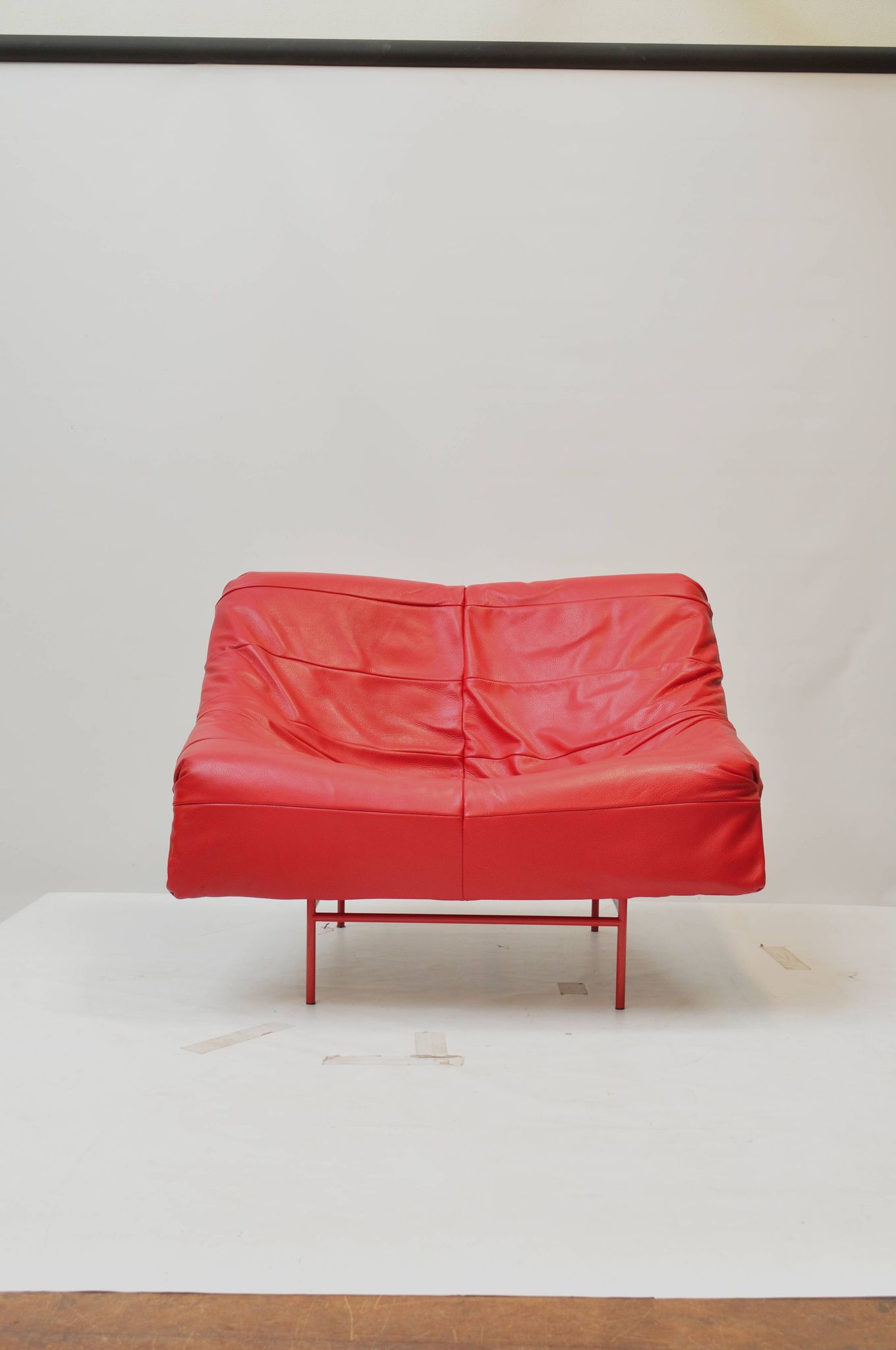 Vintage Montis Butterfly lounge chair by Gerard van den Berg in red leather