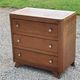 Commode vintage en chêne pieds compas 3 tiroirs des années 50