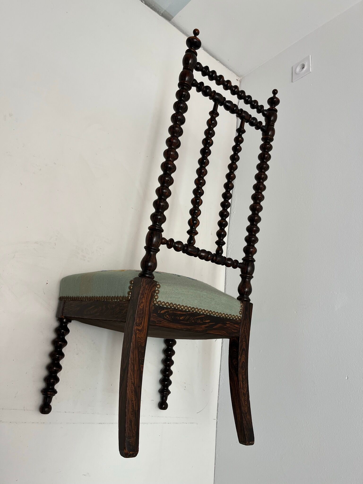 Napoleon lll chair