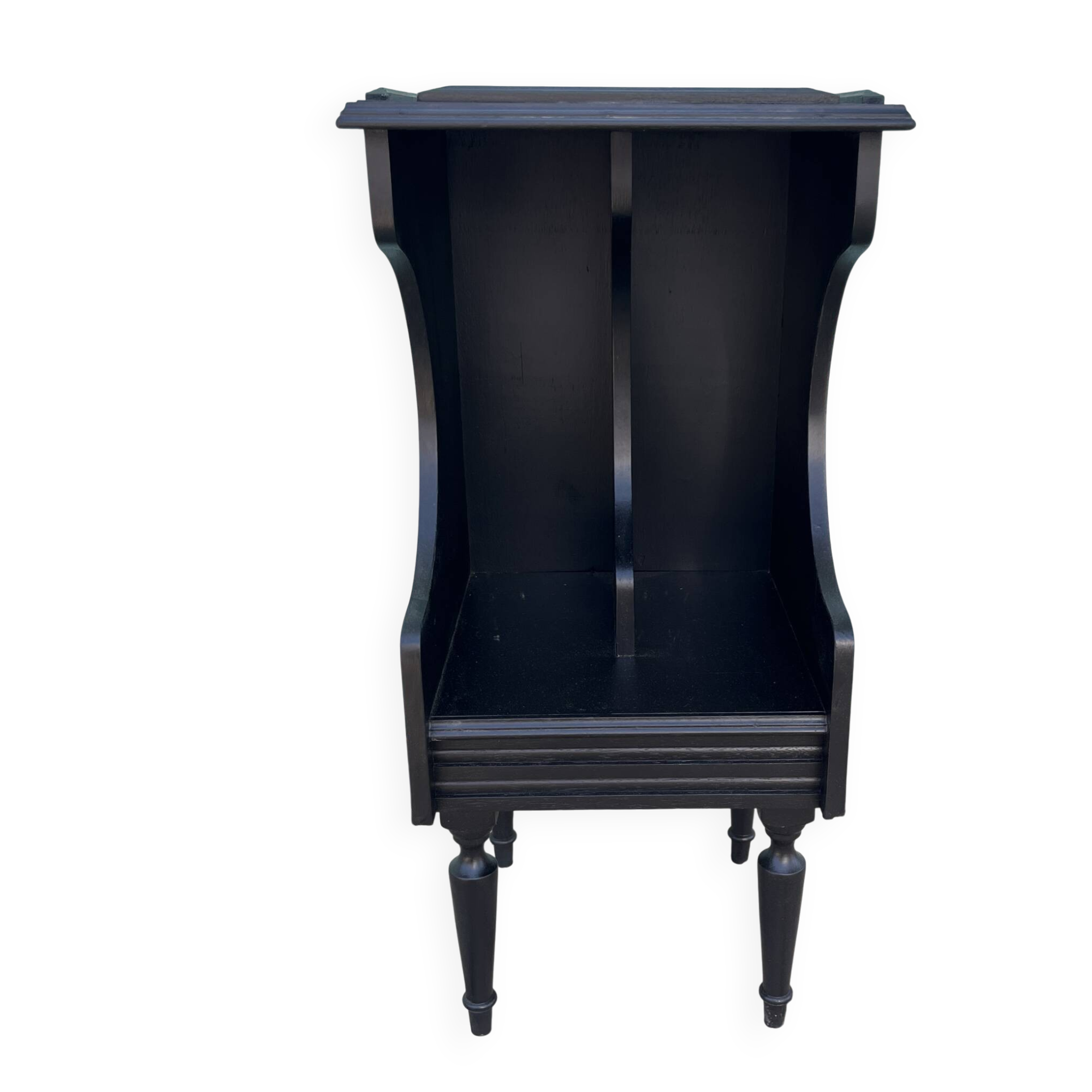 Petit meuble de rangement de revue