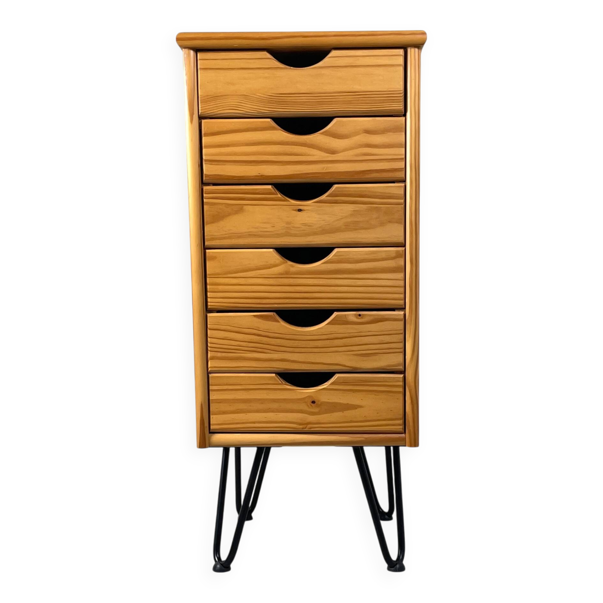 Commode sur pieds en épingle à cheveux, style scandinave