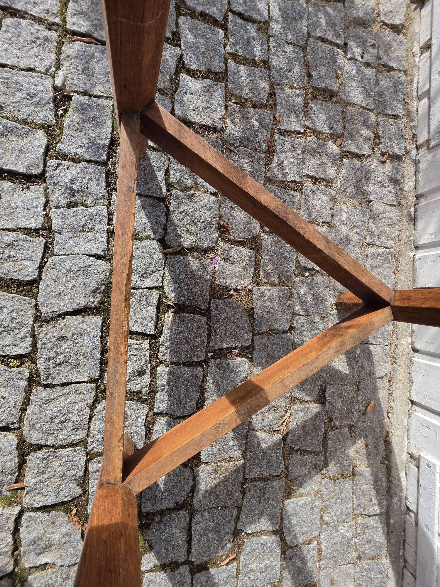 Old sculptor's pedestal