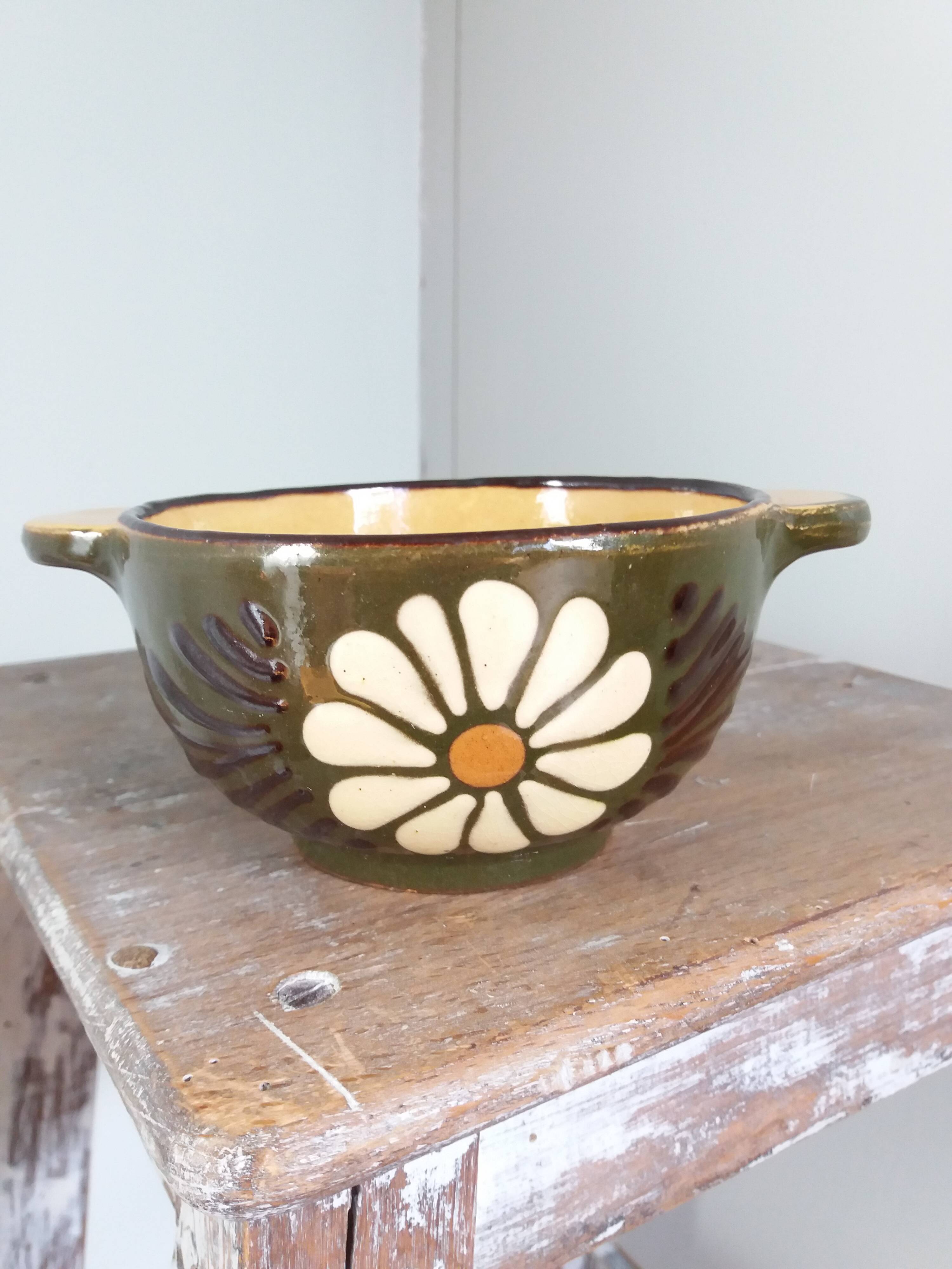 Alsatian ceramic ear bowl