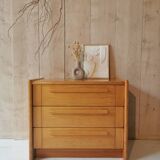 Pine chest of drawers