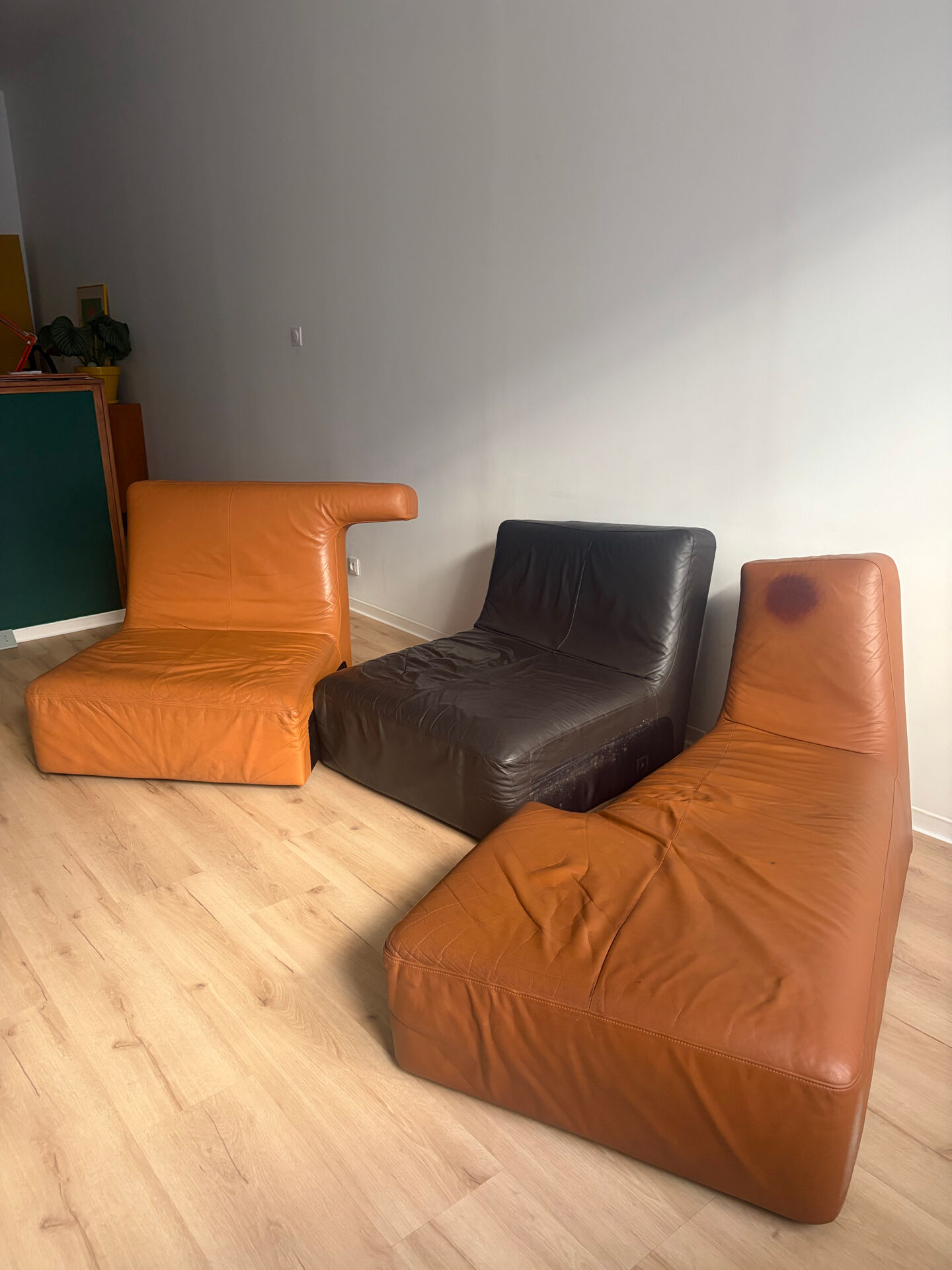 Canapé en cuir Ligne Roset Confluence par Philippe Nigro
