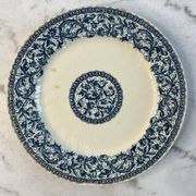 Flat plate made of ironstone from Gien, "Garlands" decoration, 1937.