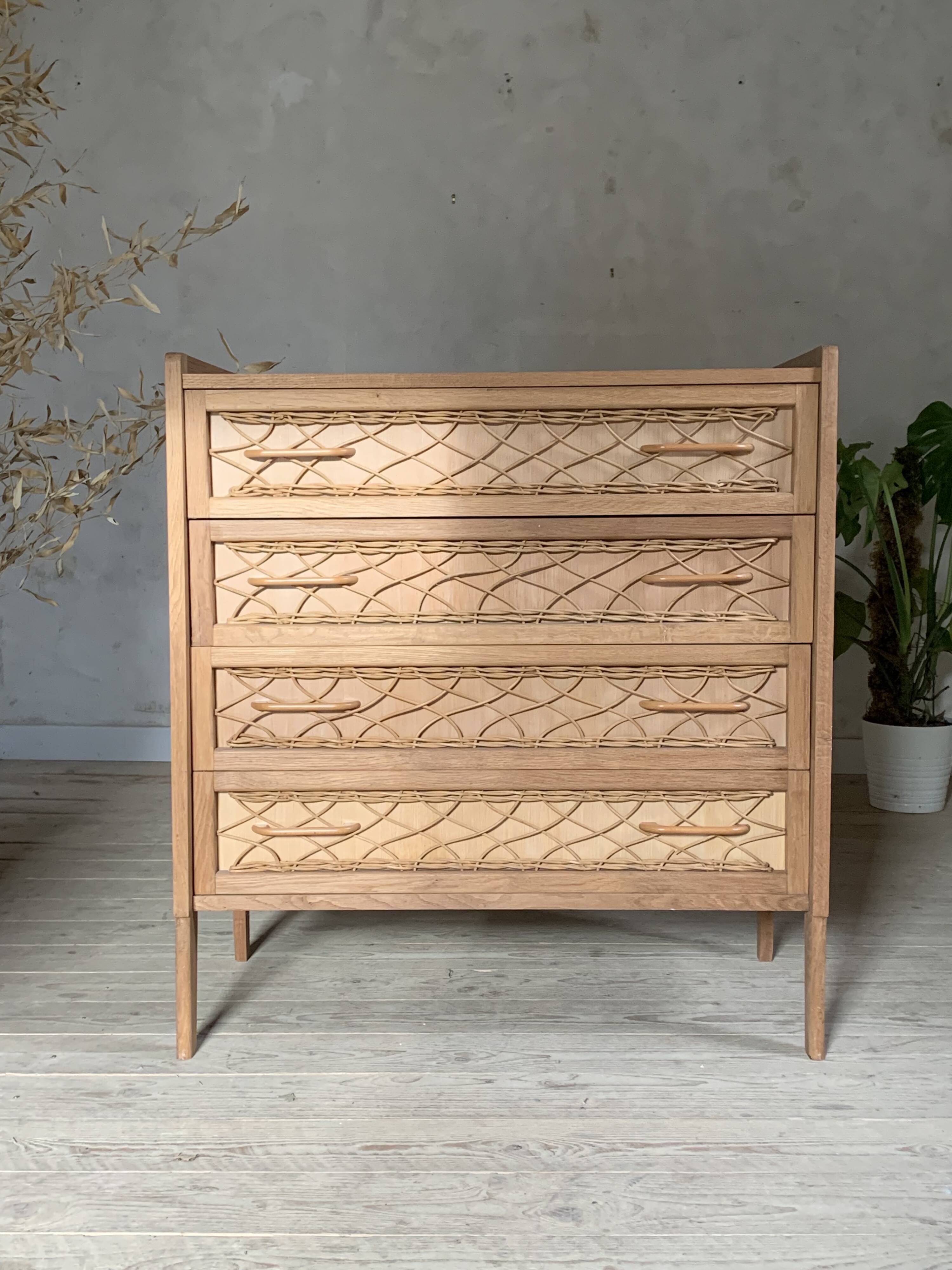 Commode vintage en chêne et rotin