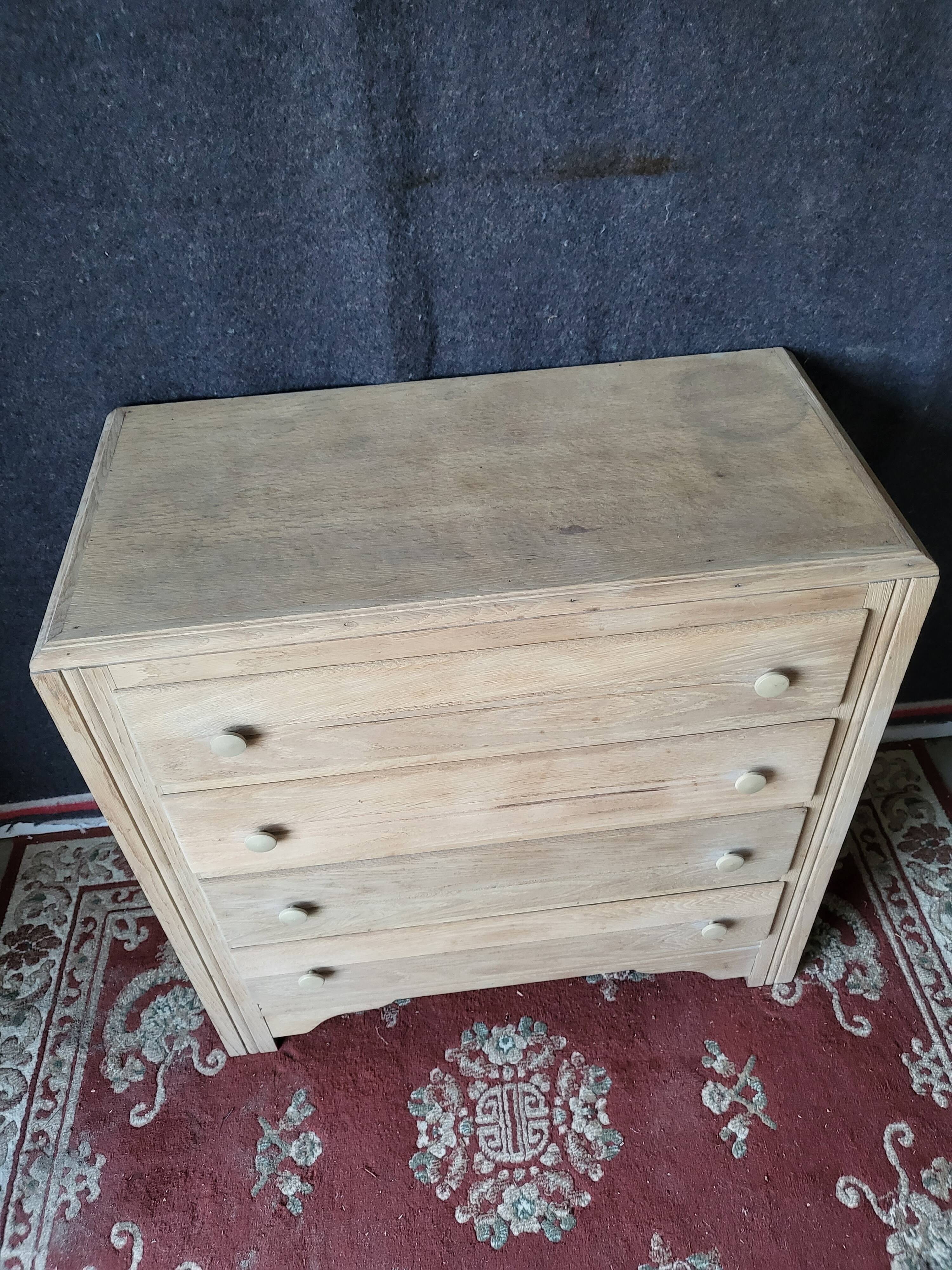 Vintage chest of drawers