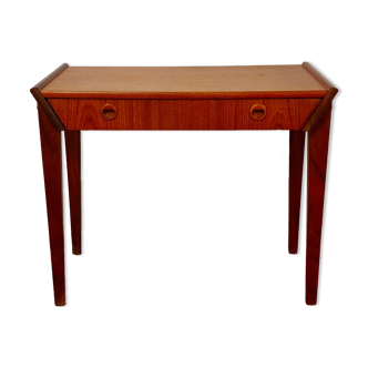 Scandinavian vintage entrance furniture