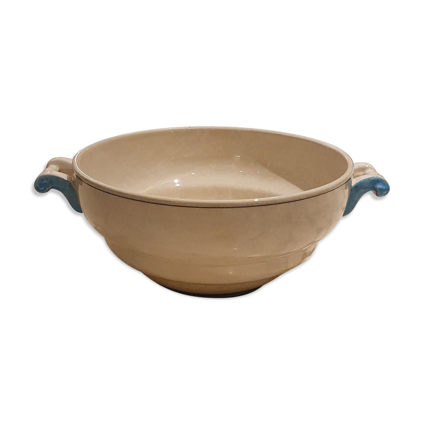 Earthenware bowl