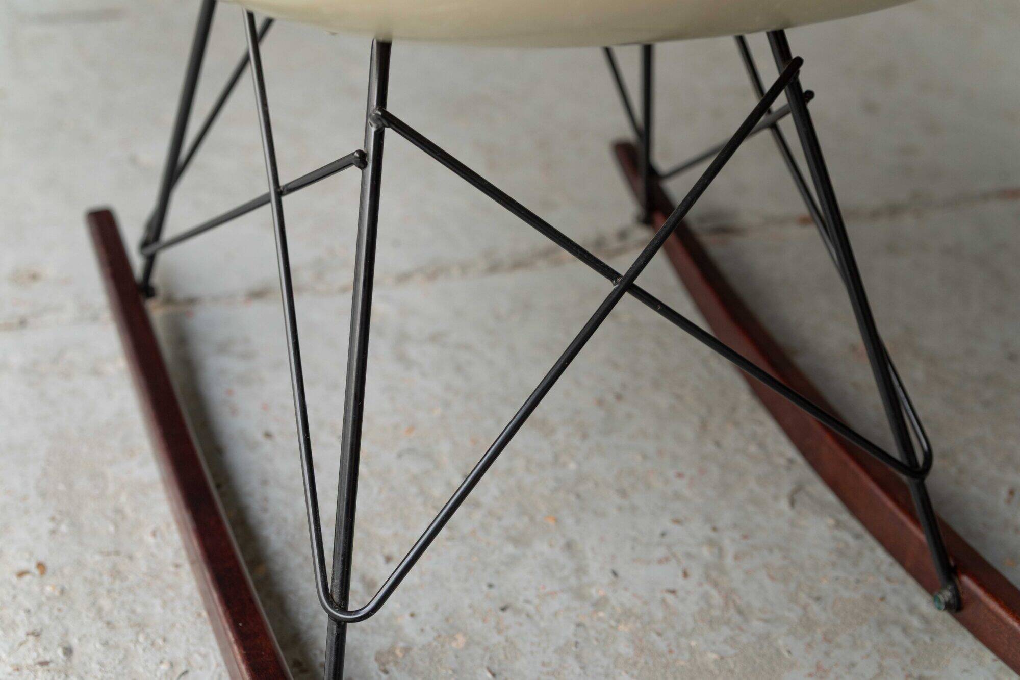 Rocking chair ‘RAR’ by Ray & Charles Eames