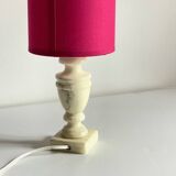 Lampe marbre et tissu fuchsia vintage