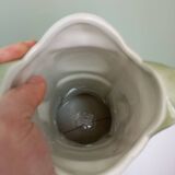 Slip vase
