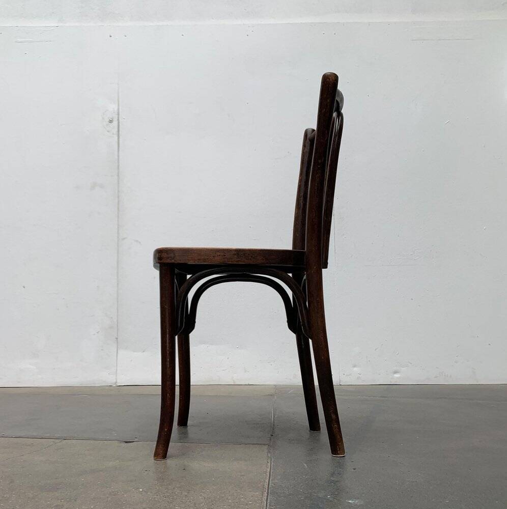 Art Deco curved wooden café chair, 1930s