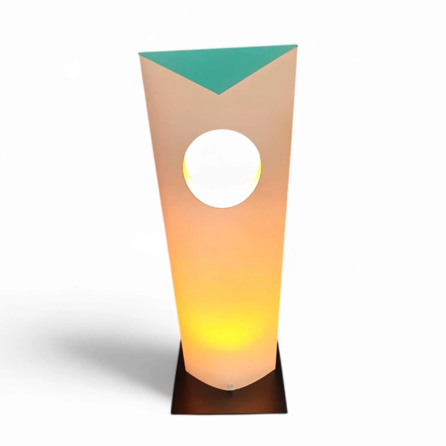 4 x Danish Bala Bonbori table lamp / Design Zentrum Nordrhein Westfalen / Incredible rare. Paper lampshade. 52 cm x 18 cm