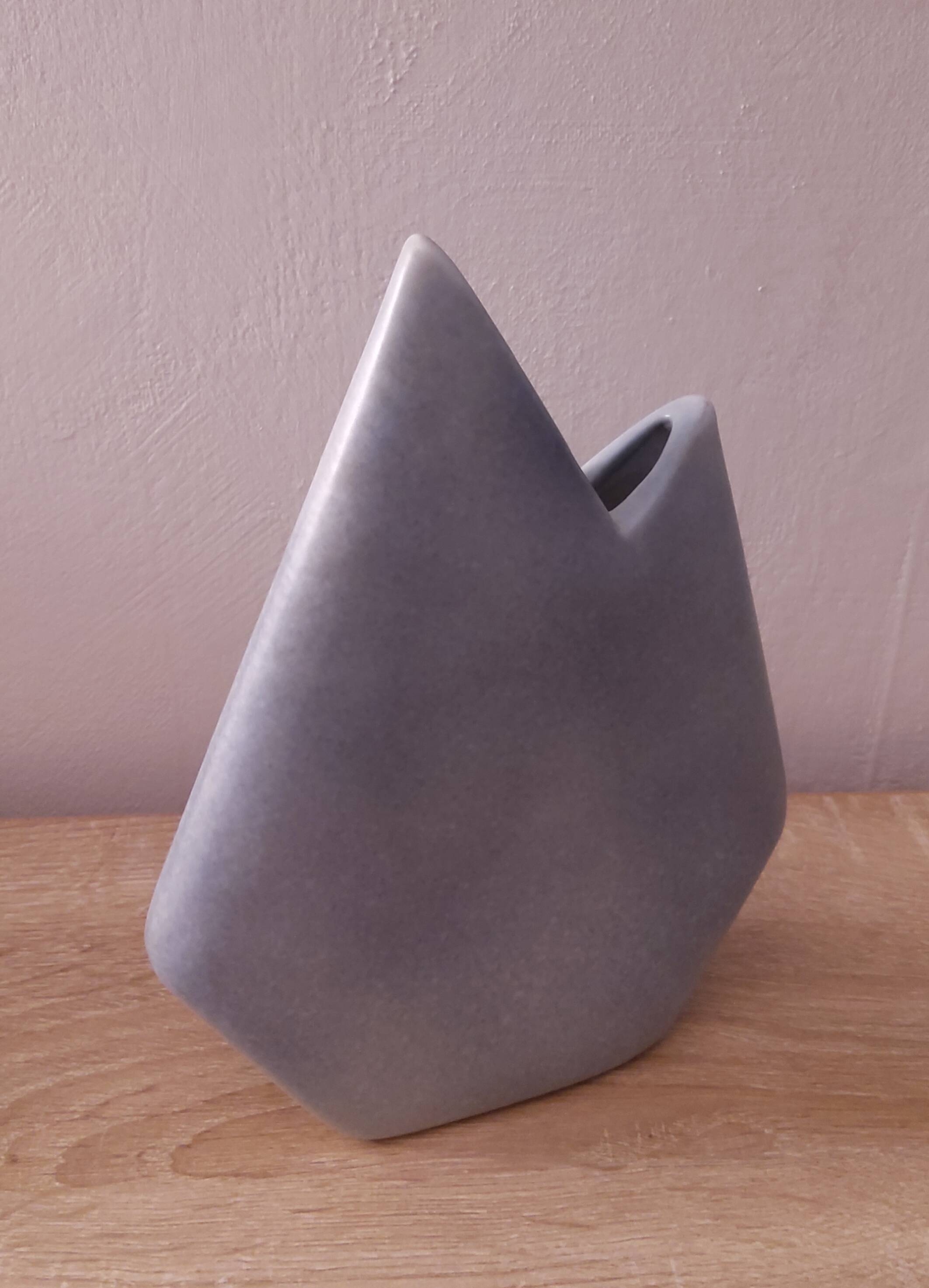 "Virebent" porcelain vase