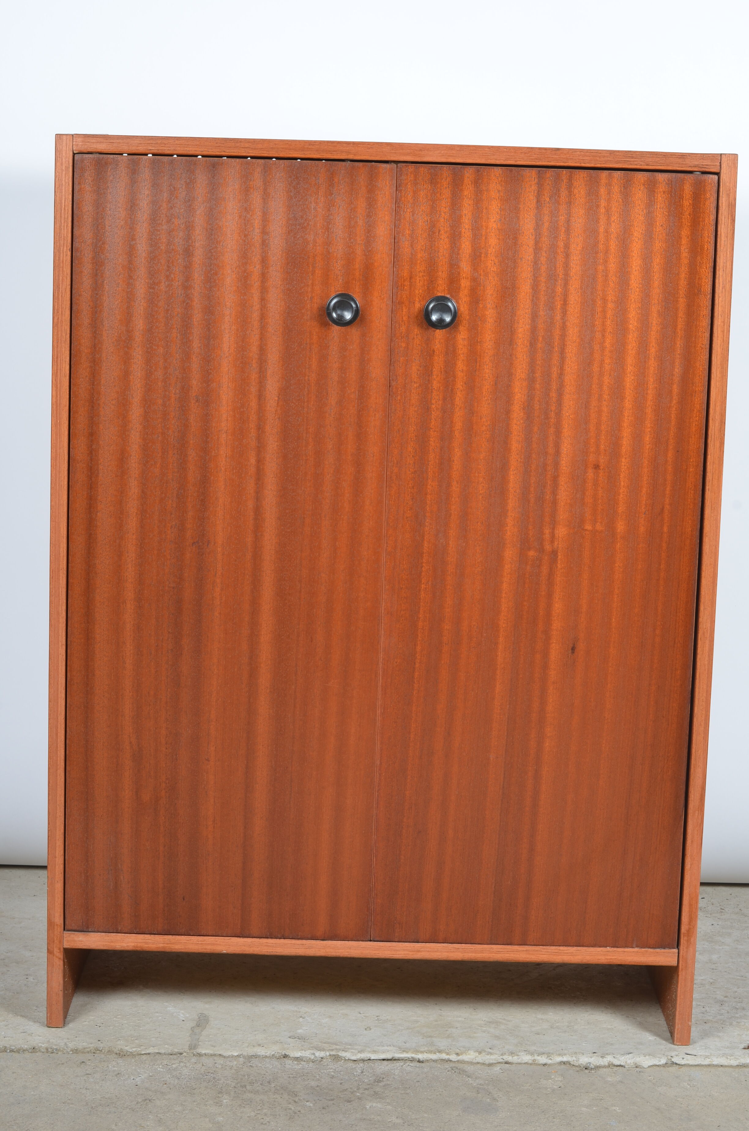 Shoe cabinet 2 doors
