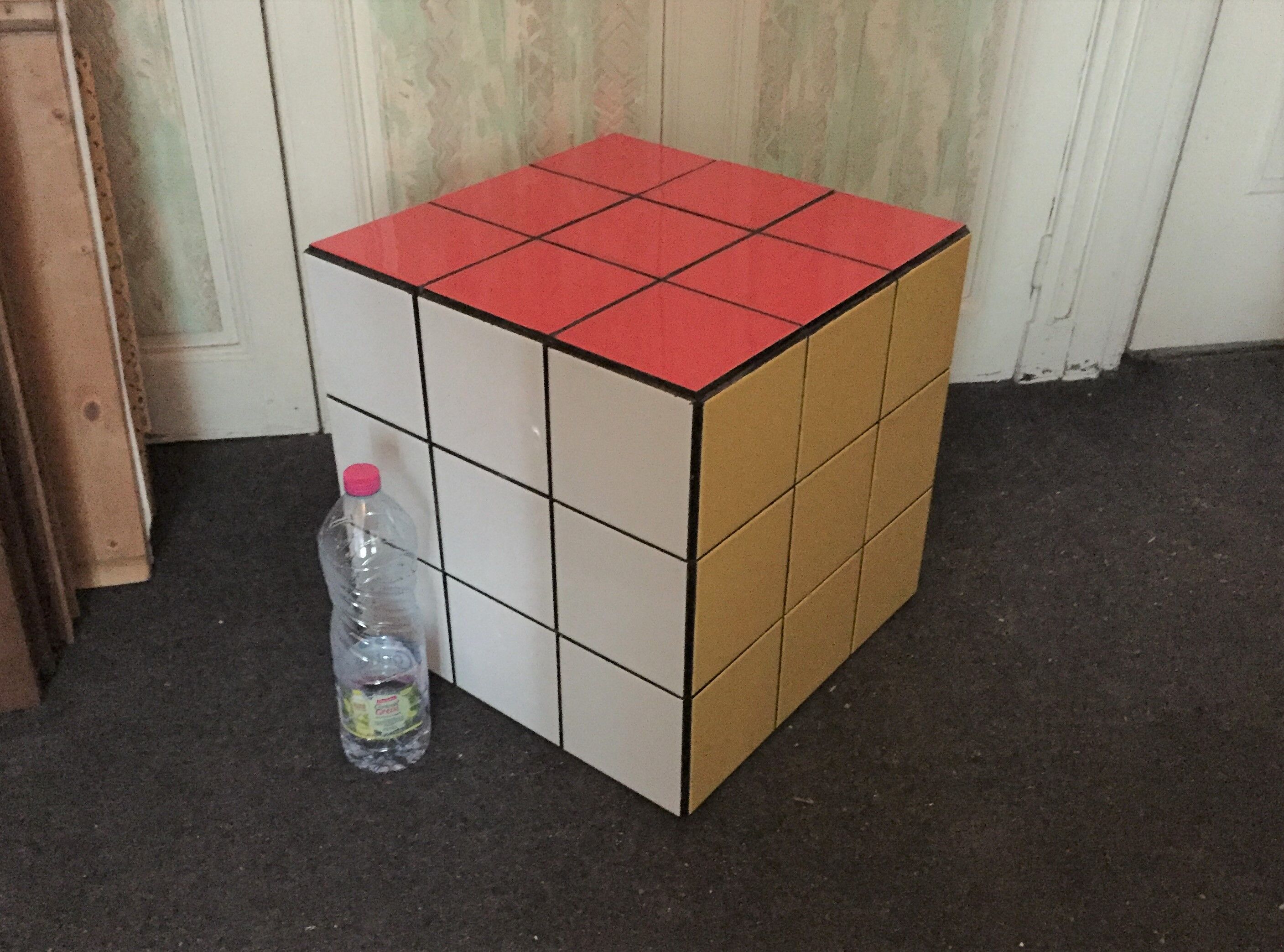 Vintage coffee table rubik's cube sofa tip faience tile