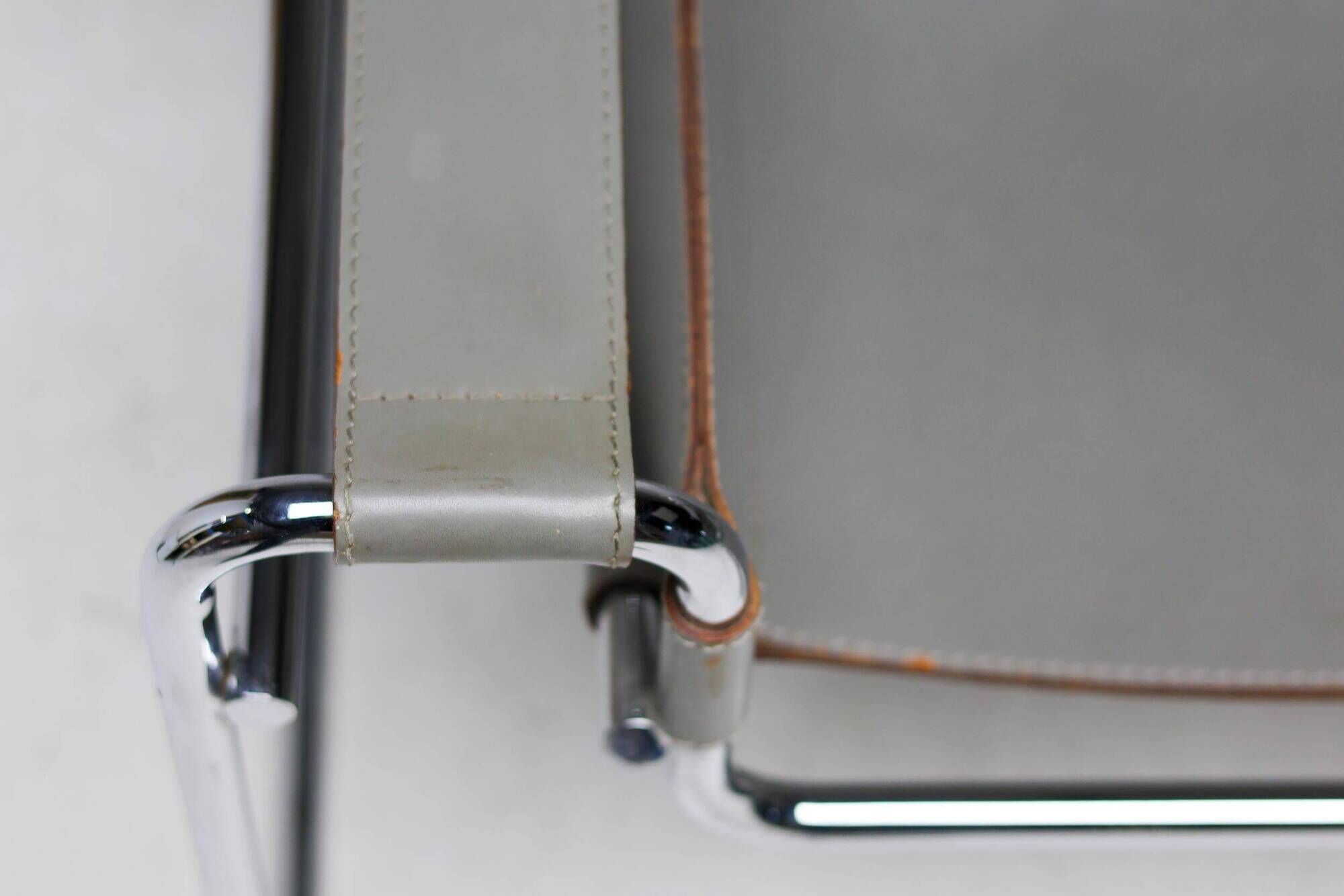 Wassily chair in grey leather by Marcel Breuer for Gavina, 1960, signed.