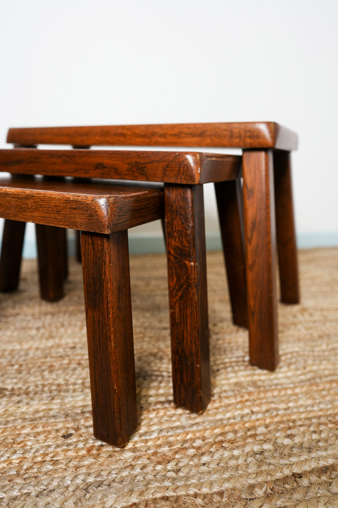 Oak nesting tables