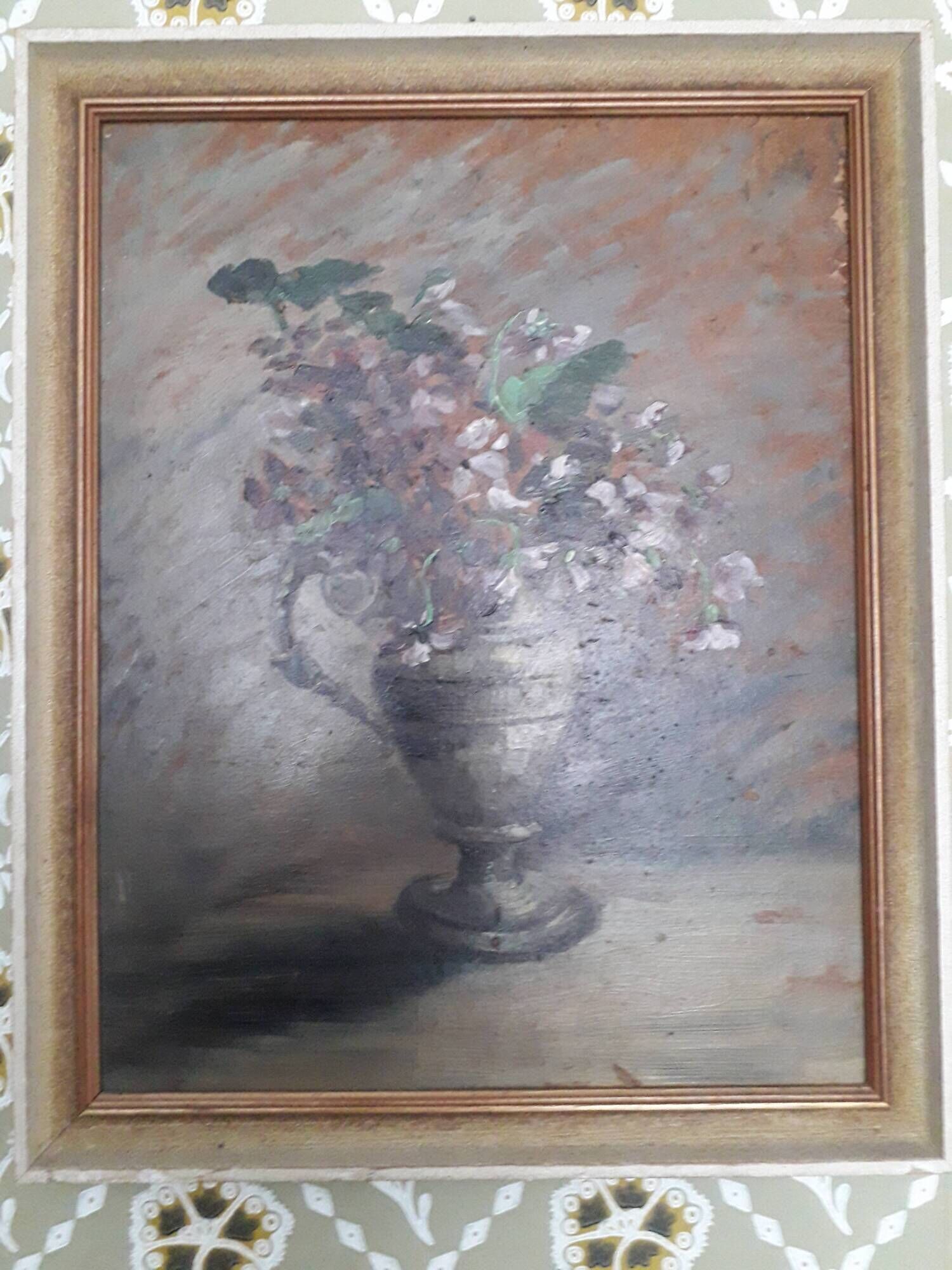 Old painting depicting a bouquet of flowers