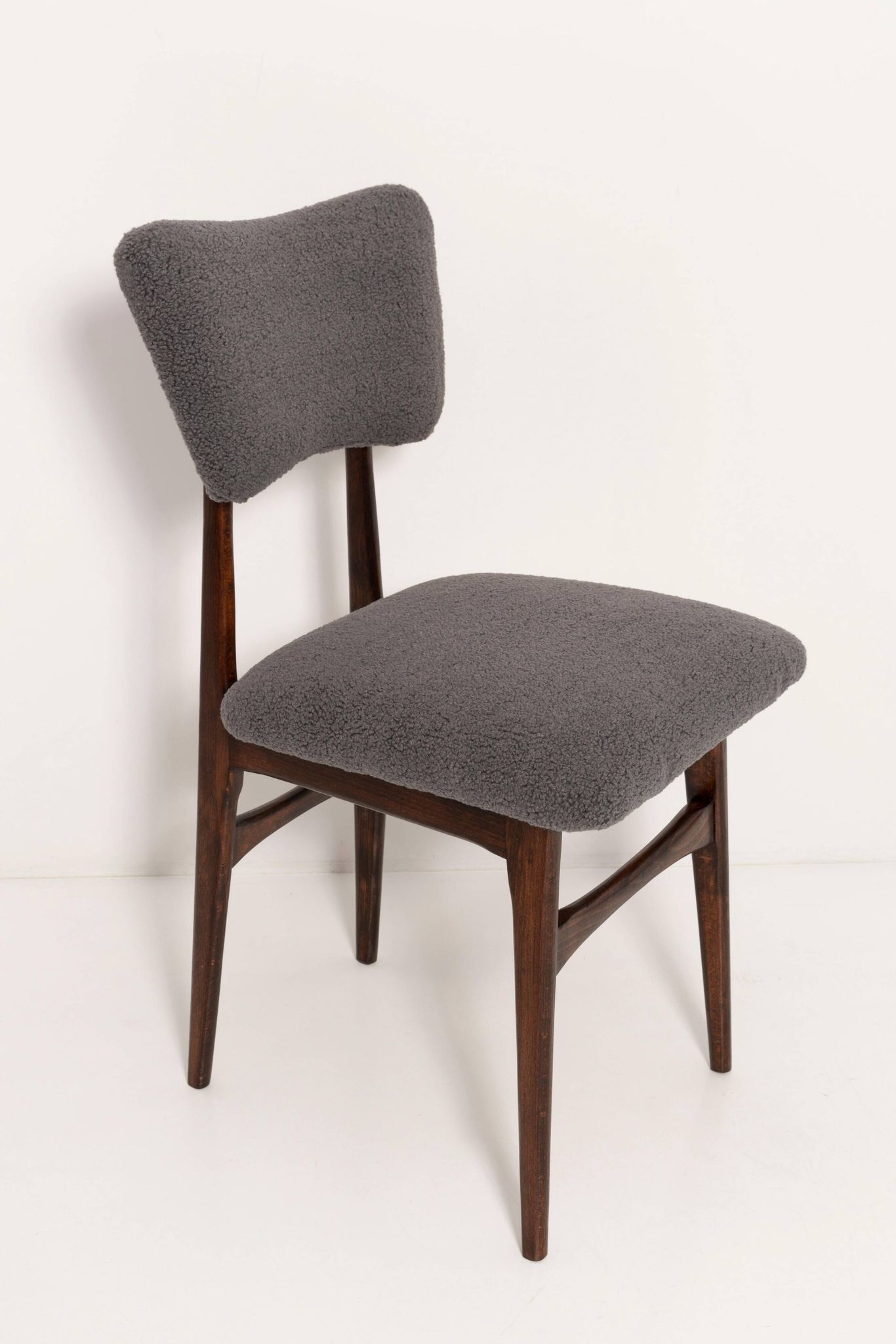 Chaise bouclée gris foncé du 20ème siècle, 1960