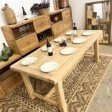Solid oak farmhouse table with 2 central extensions