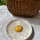 Assiette de présentation apéritif barbotine marguerite