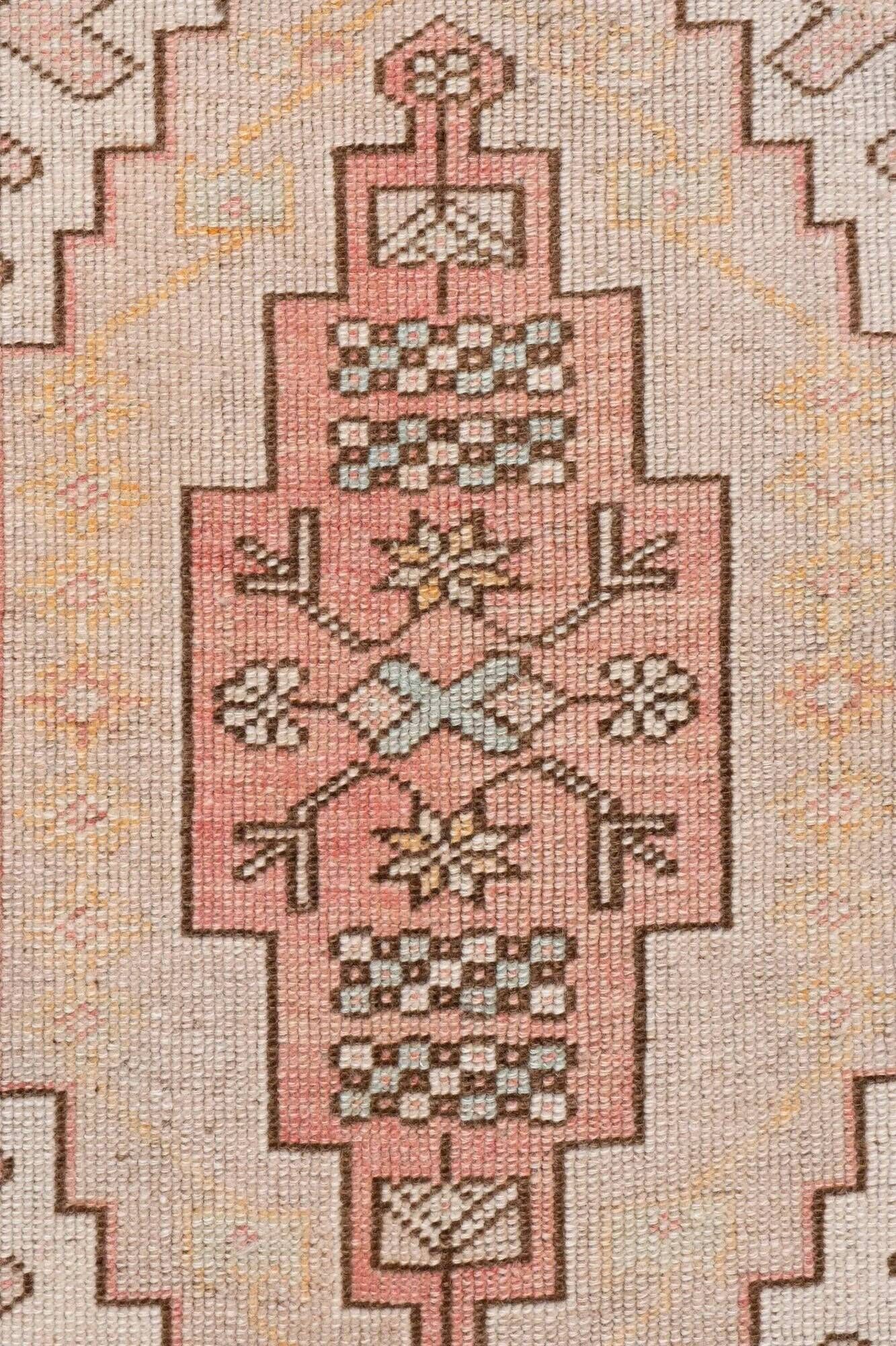 Tapis turc vintage fait main 118x226 cm