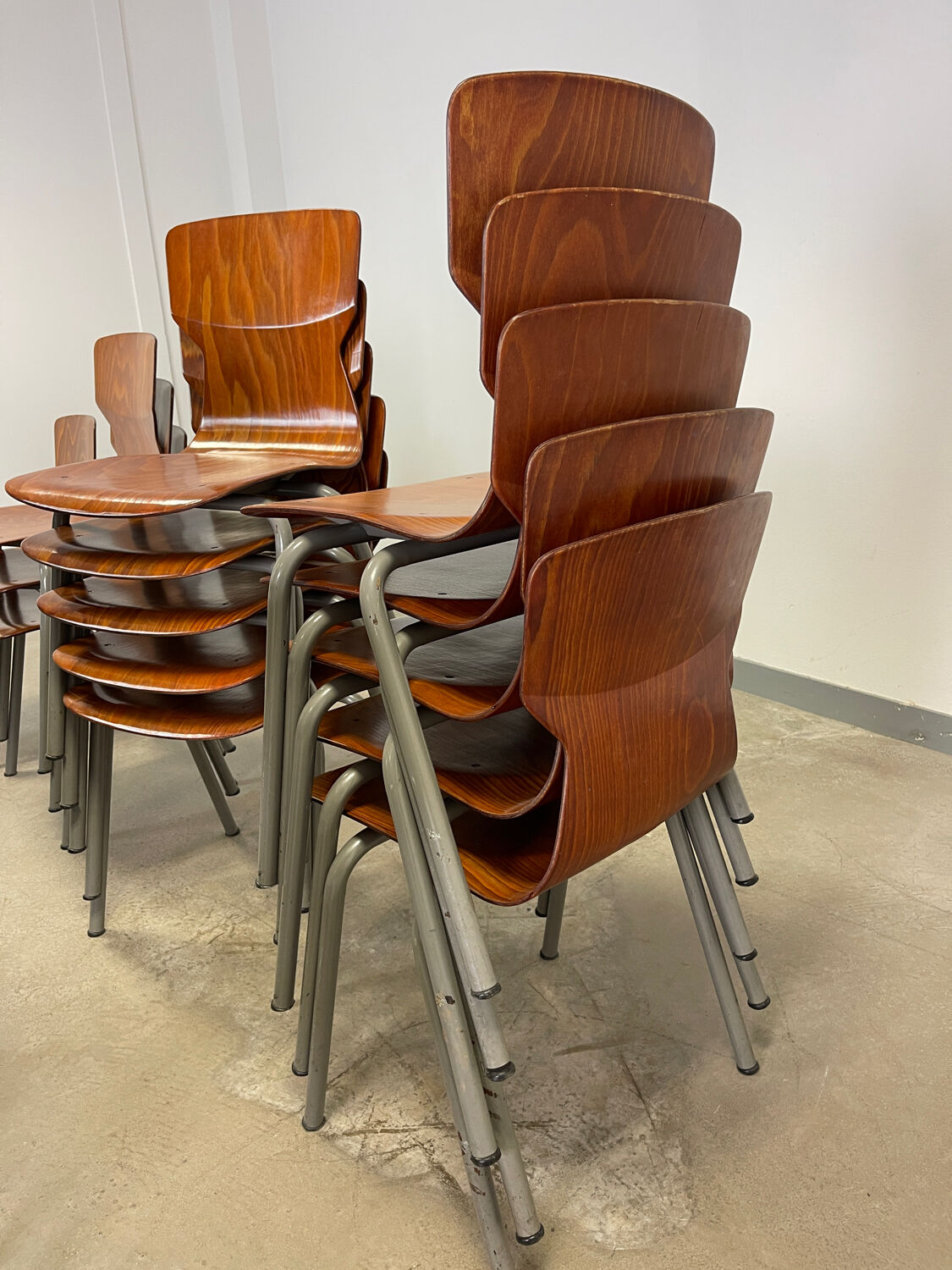 Lot 22 chairs obo eromes honey, 70s, holland