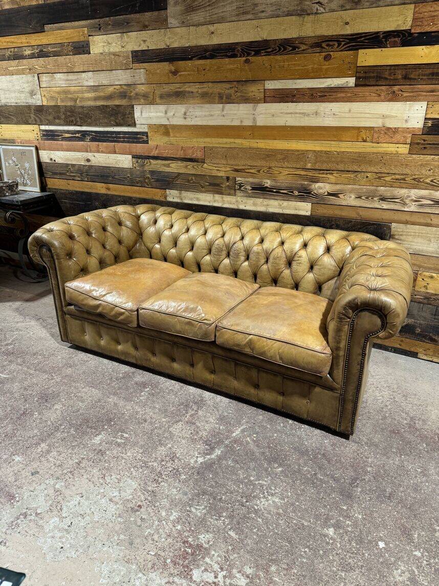 Chesterfield 3-seater leather sofa - 1960s