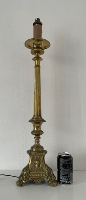 Lamp pique candle gilded bronze 60 cm, nineteenth century.