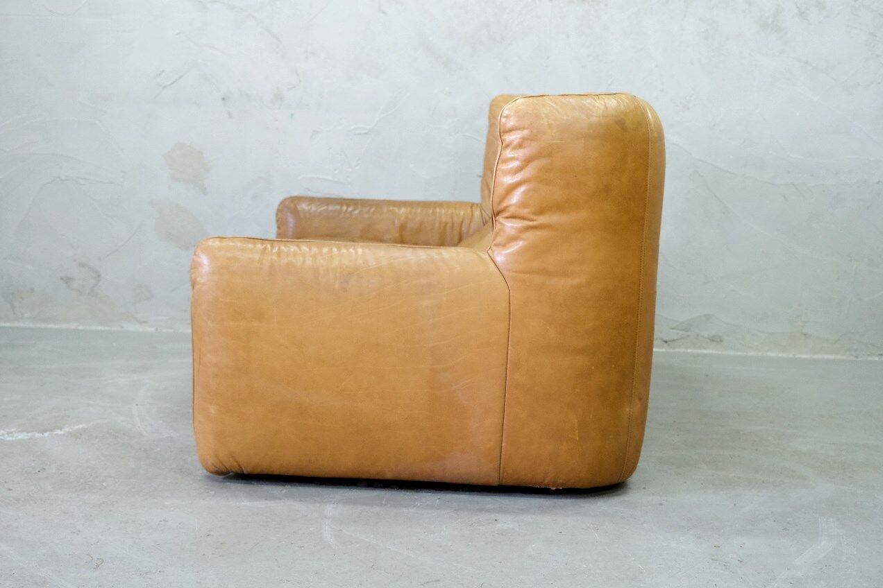 Brutalistic italian leather living room set, 1970, set of 2