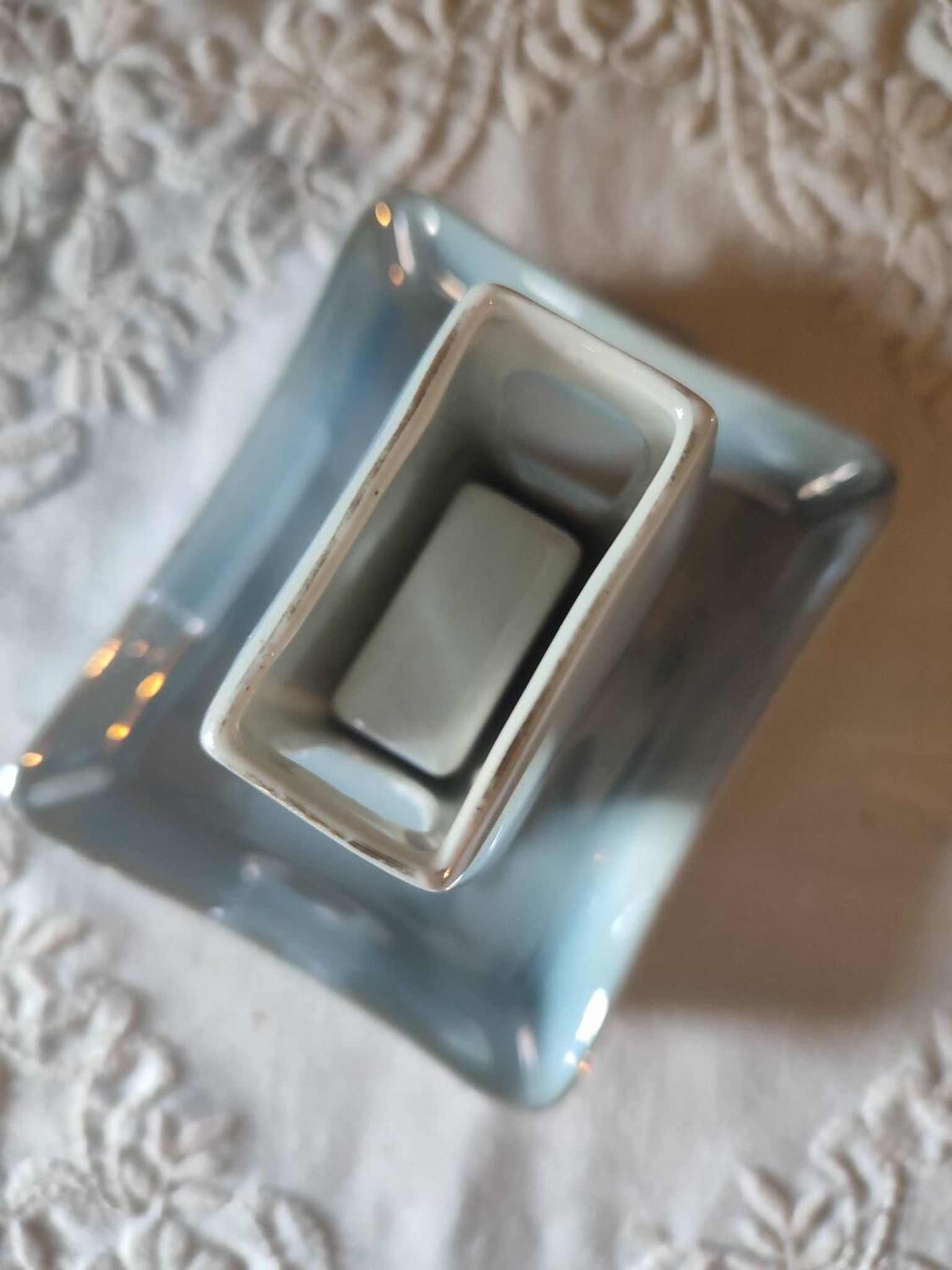 Cendrier Victoria China Czechoslovakia bleu nacré