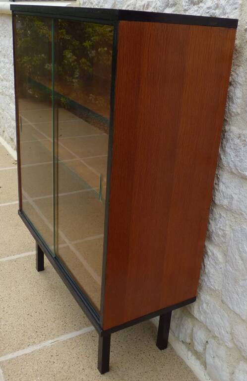 Storage unit, display cabinet with sliding glass doors, metal base