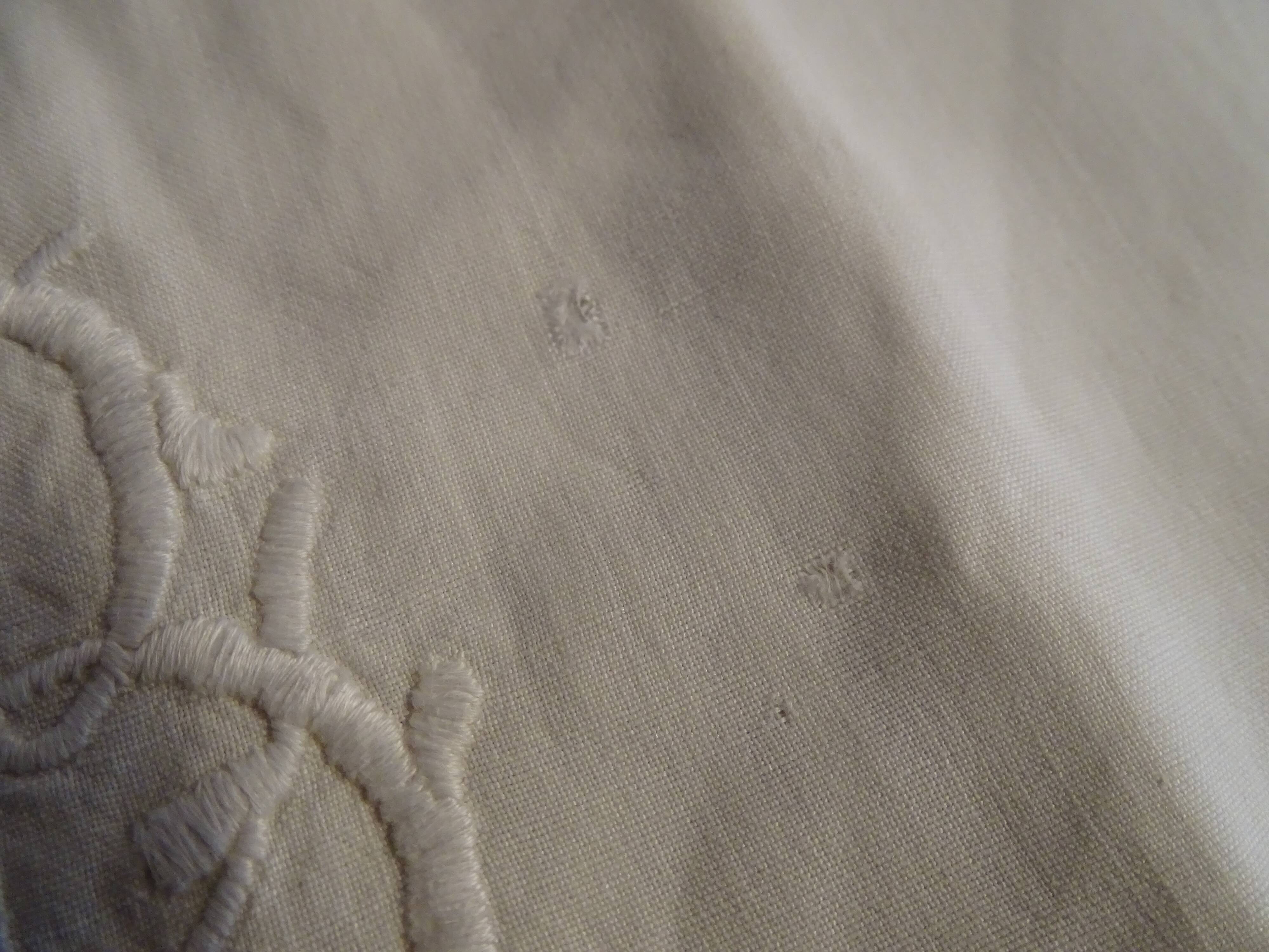 Lot 2 pillowcases embroidered and monogrammed MB old cotton 70 x 75