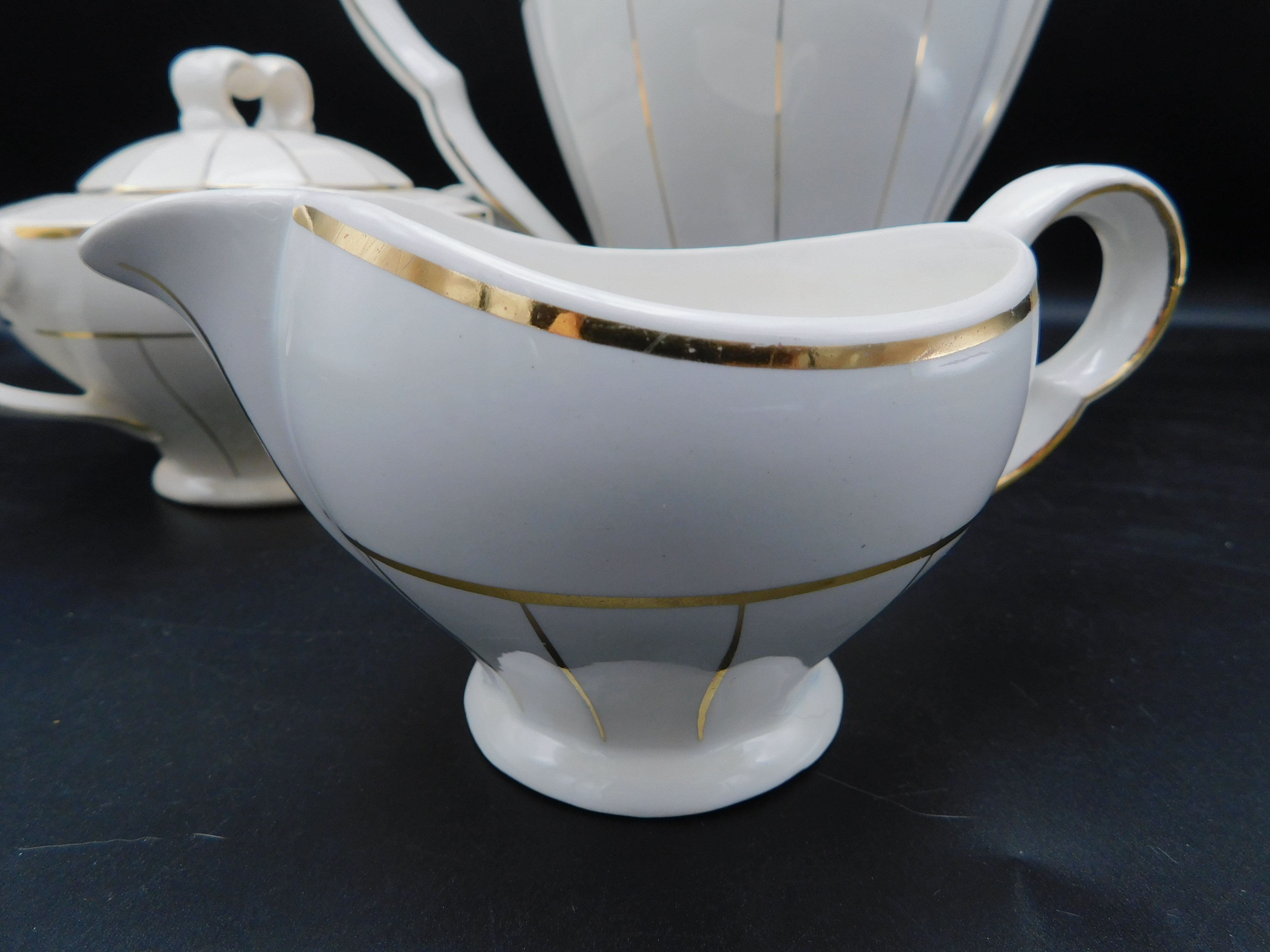Céranord pourer, creamer and sugar bowl