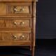 Commode de style Louis XVI en merisier