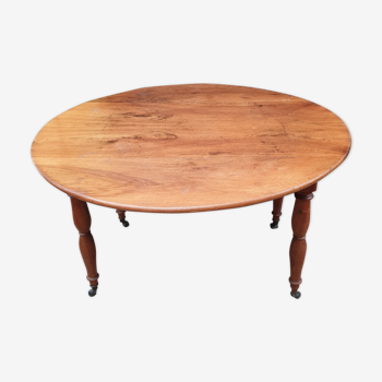Beautiful old round table with fellers