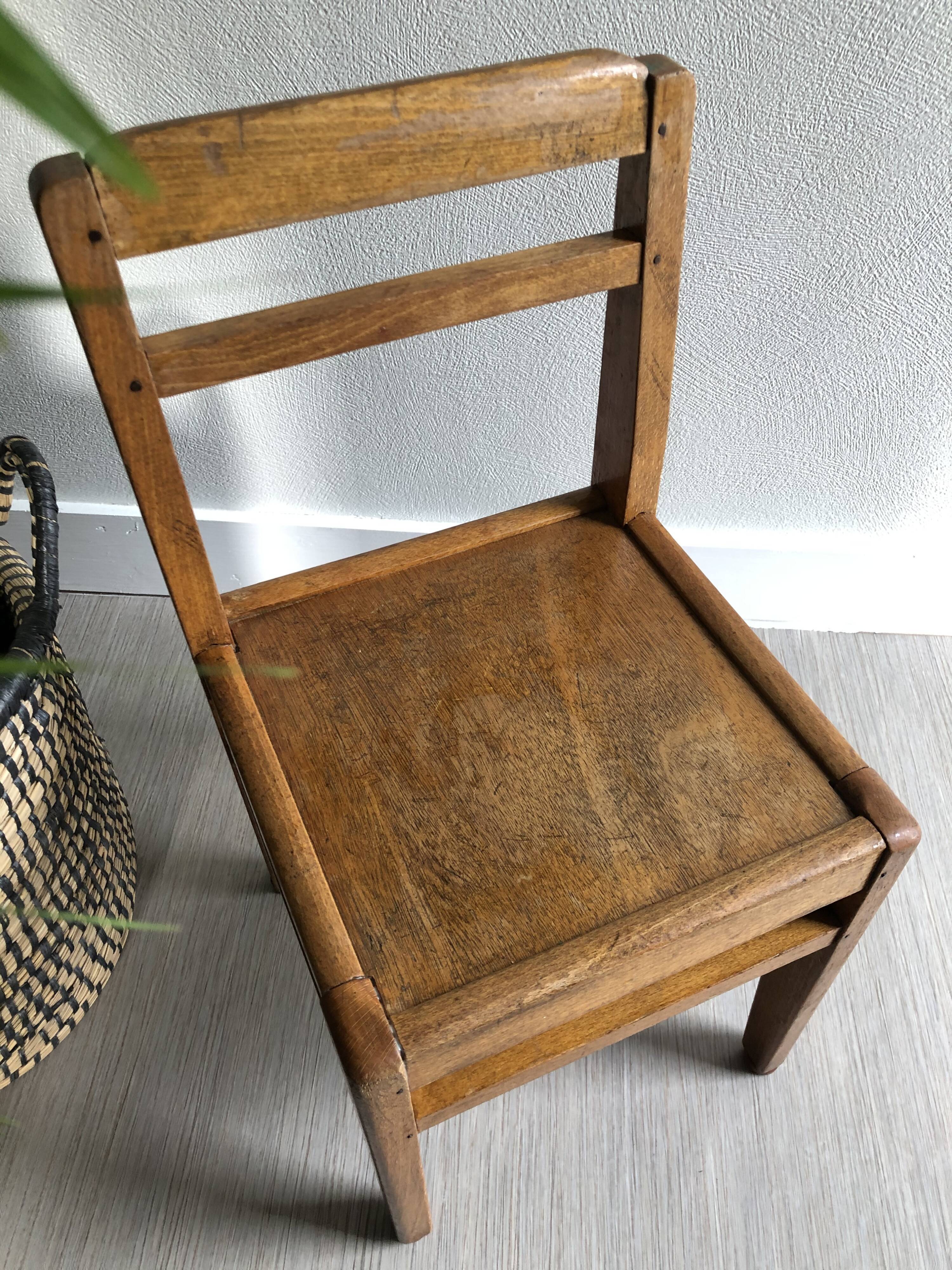 Chaise enfant vintage