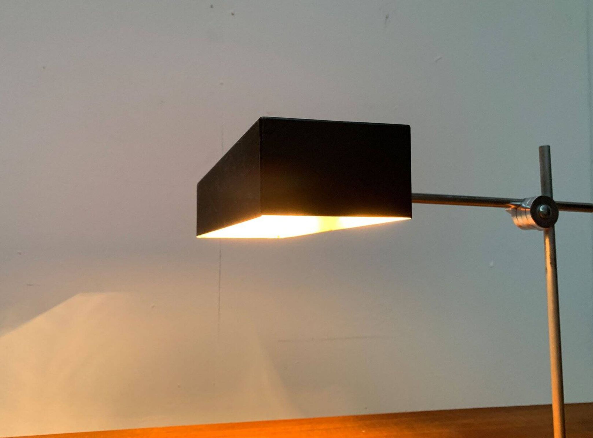 Lampe de table minimaliste du milieu du siècle, années 1960, lot de 2