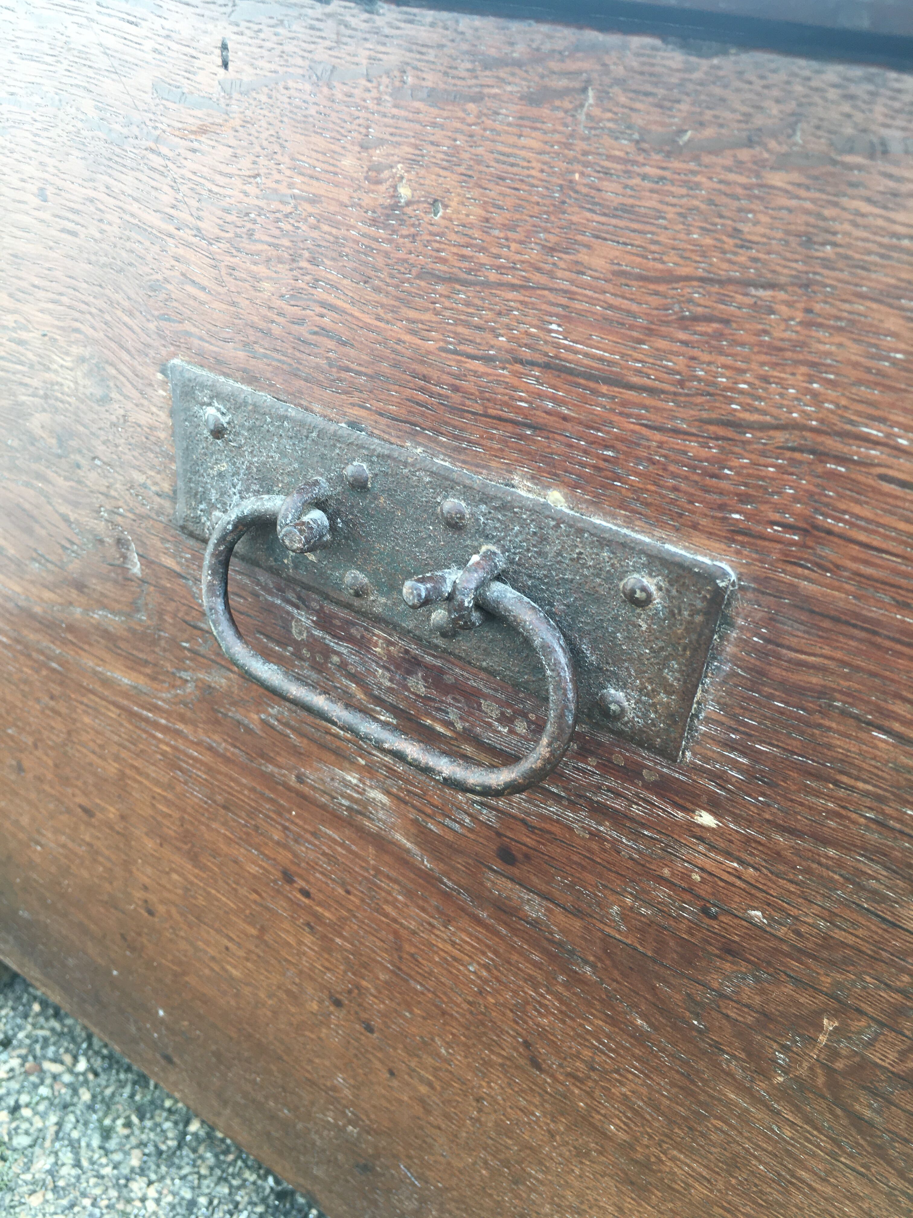 Old solid oak chest early XVIII Brutalist
