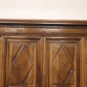 Armoire à Secret Du 17ème Siècle En Noyer