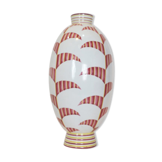 Ceramic art deco vase in futurist style, Hand-painted with red, yellow and white pattern